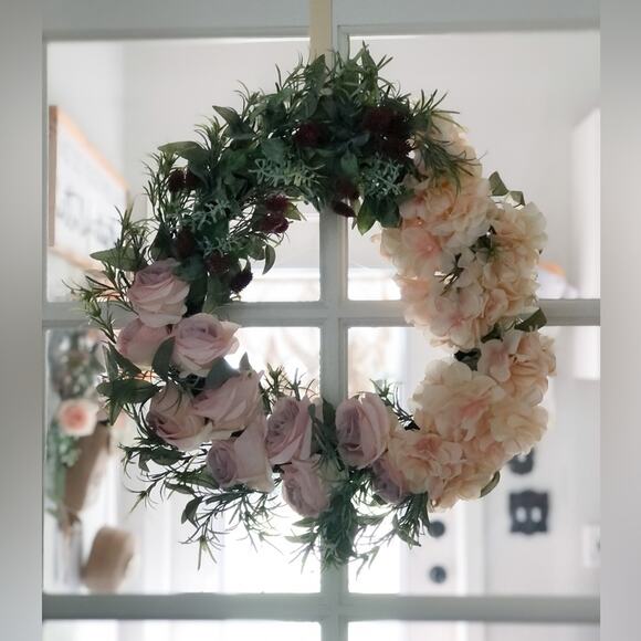 New With Tags Mauve + Blush Pink Rose Hydrangea Eucalyptus Wreath - Picture 1 of 4